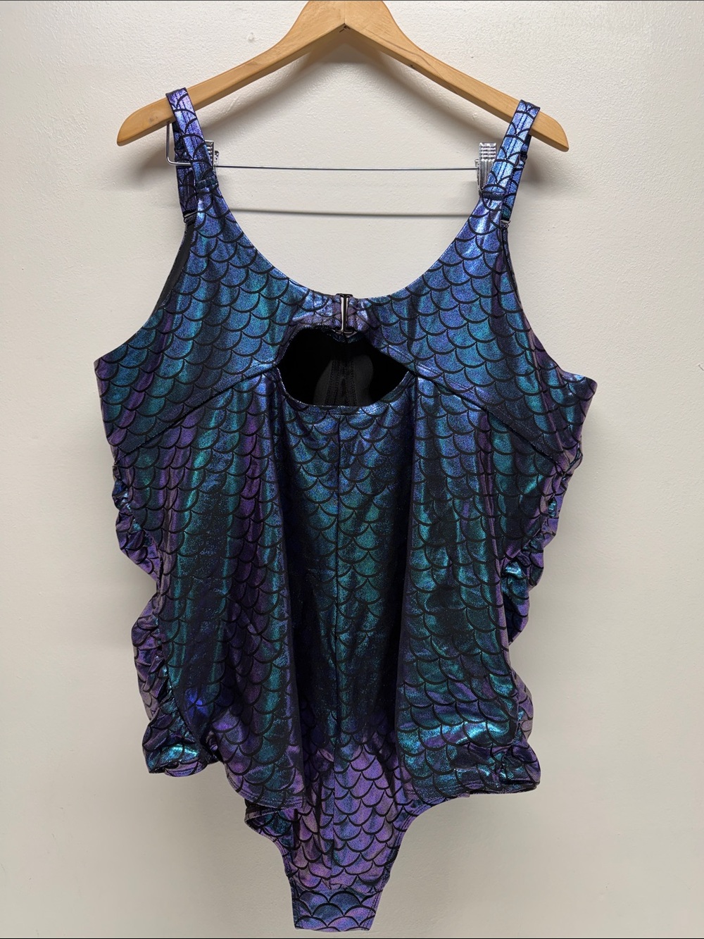 Torrid Iridescent Mermaid One Piece Swimsuit Swim Suit Blue Plus Size 4X D / DD - Picture 6 of 10